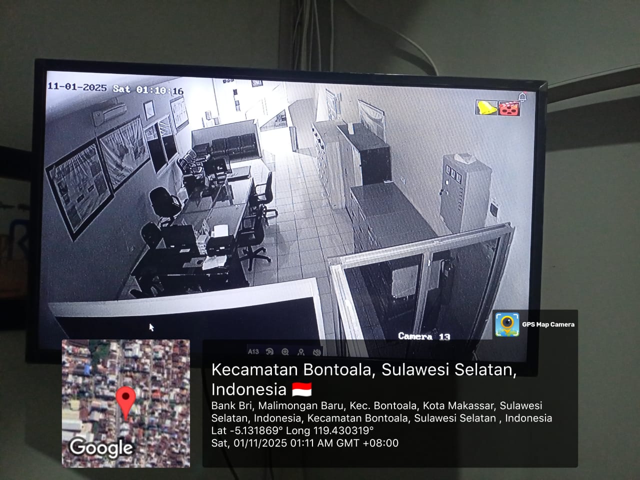 Pemasangan Kamera CCTV dalam ruangan kantor